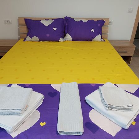 Bya Brown Apartment Valea Lupului  Luaran gambar