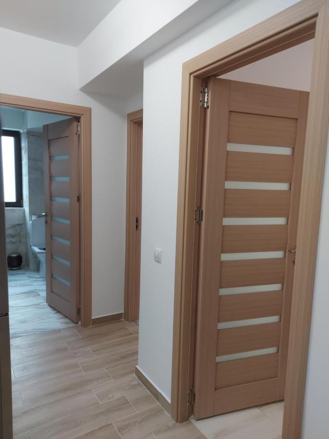 Bya Brown Apartment Valea Lupului  Luaran gambar