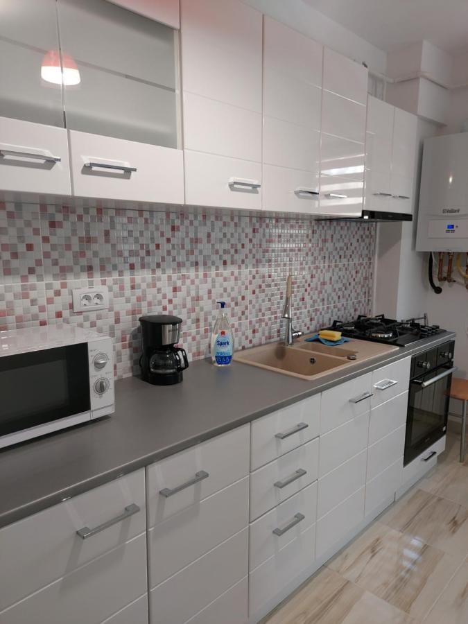 Bya Brown Apartment Valea Lupului  Luaran gambar