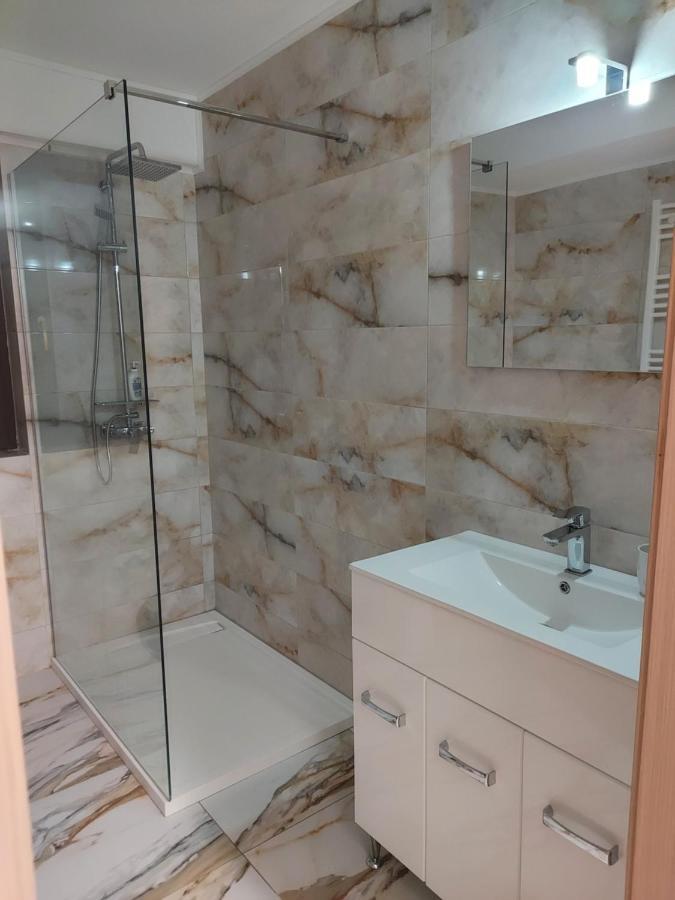 Bya Brown Apartment Valea Lupului  Luaran gambar