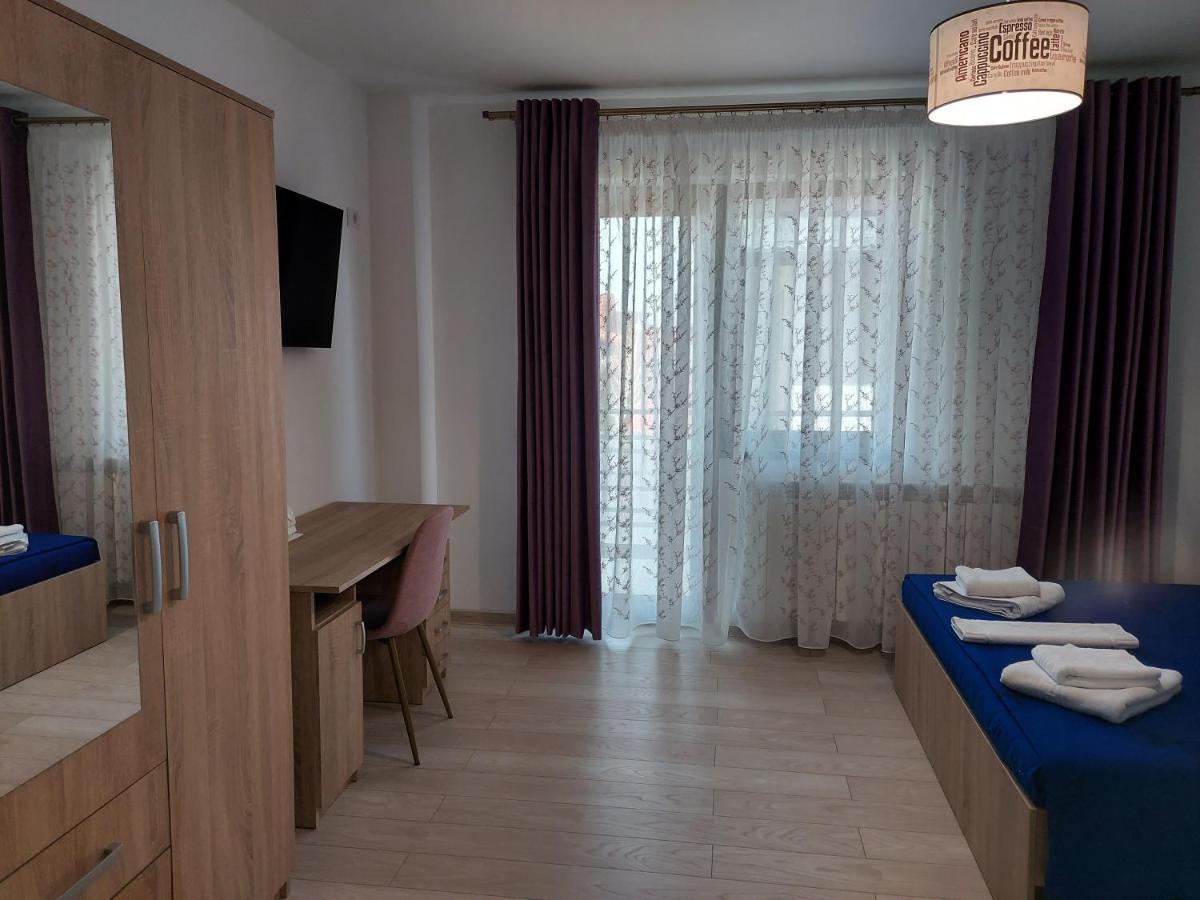 Bya Brown Apartment Valea Lupului  Luaran gambar