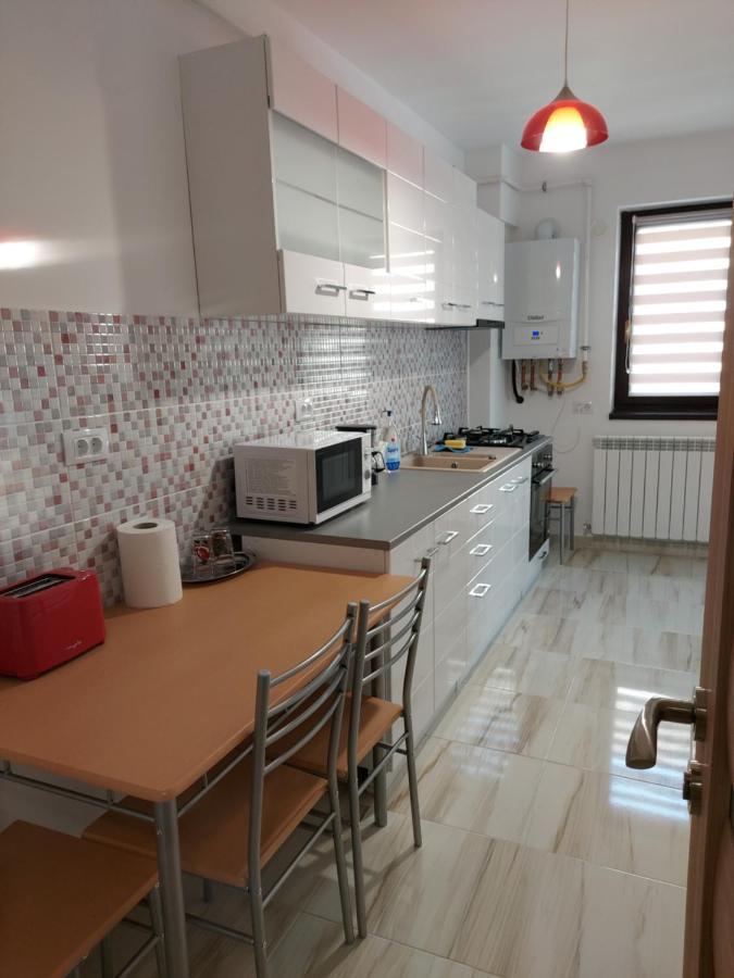 Bya Brown Apartment Valea Lupului  Luaran gambar