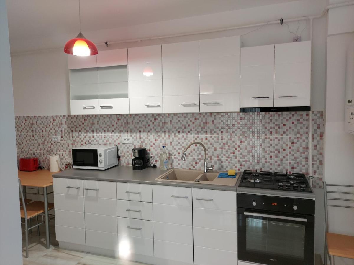 Bya Brown Apartment Valea Lupului  Luaran gambar