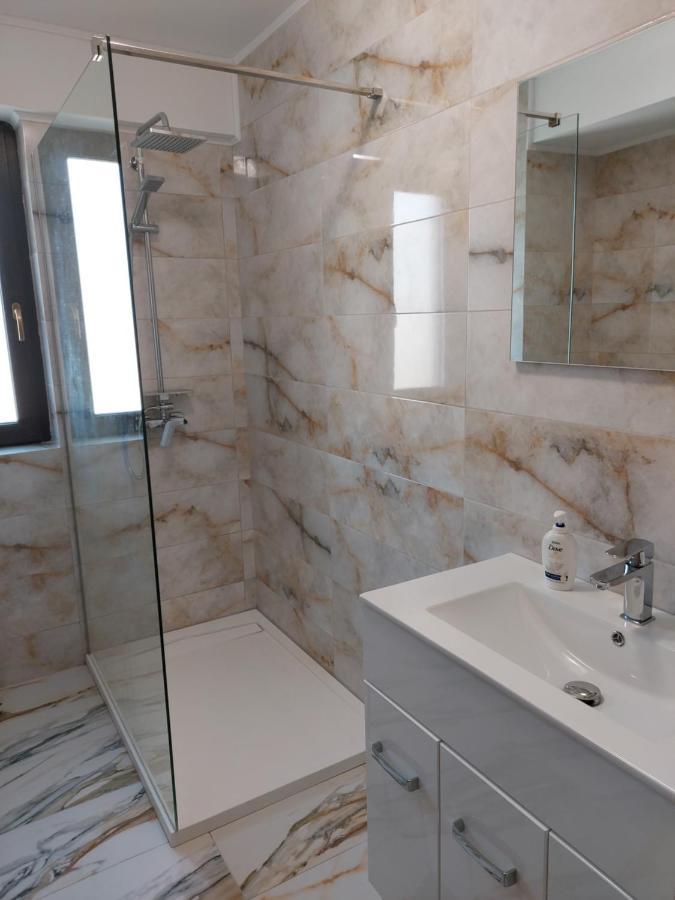 Bya Brown Apartment Valea Lupului  Luaran gambar
